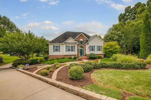 145 Savannah CT, Advance, NC 27006