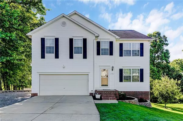 105 Willow Bend DR, King, NC 27021