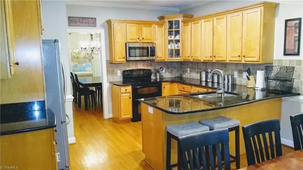 Summerfield, NC 27358,6988 Bethesda CT