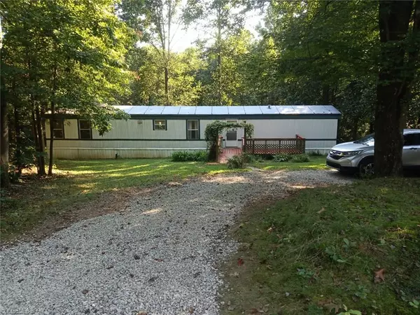 Roaring River, NC 28669,450 Annie Sophia LN