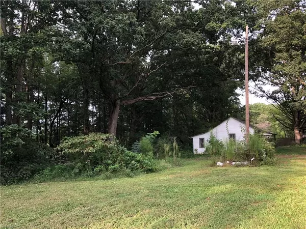East Bend, NC 27018,4924 Forbush RD