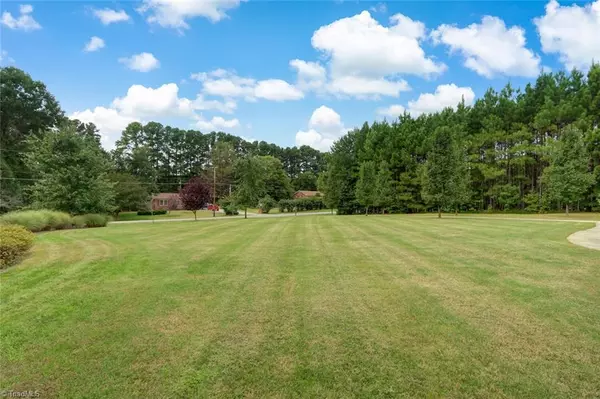 Browns Summit, NC 27214,6624 Bobwhite LN