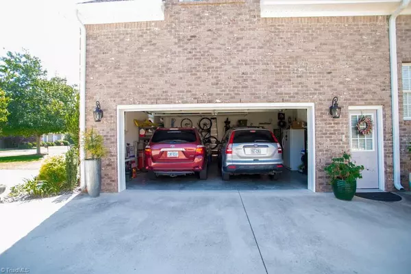 Oak Ridge, NC 27310,5725 Mabe DR