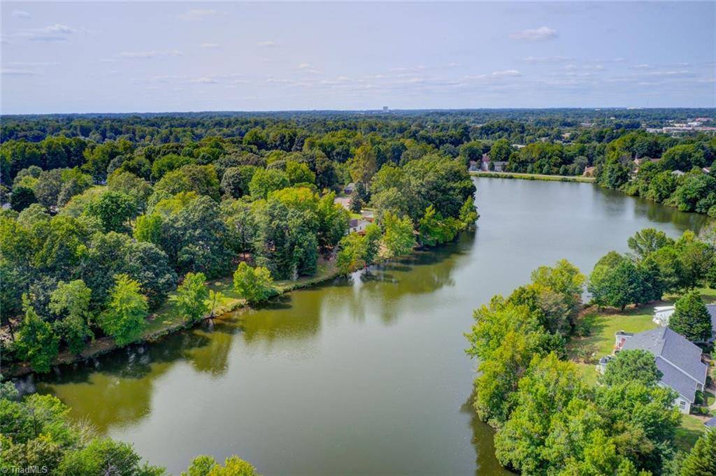 Greensboro, NC 27406,711 Woodlake DR
