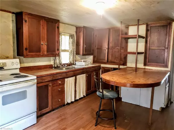 Deep Gap, NC 28618,788 Rhymer Branch RD