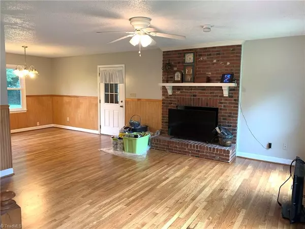 Reidsville, NC 27320,233 Rock Spring DR