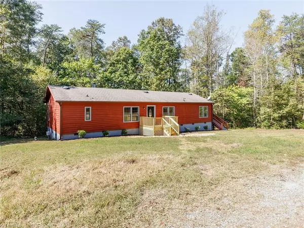 Elon, NC 27244,374 Moore RD