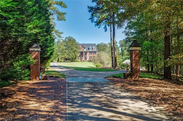 High Point, NC 27263,1152 NC Highway 62