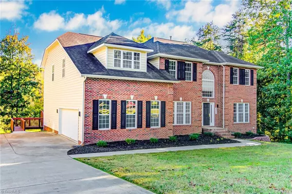 8409 Chartwell DR, Oak Ridge, NC 27310