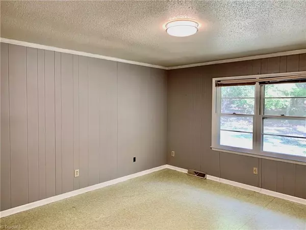 Snow Camp, NC 27349,6312 Mt Hermon Rock Creek RD