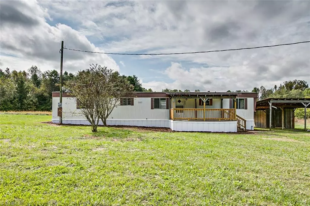 Ramseur, NC 27316,4414 Holly Leaf RD