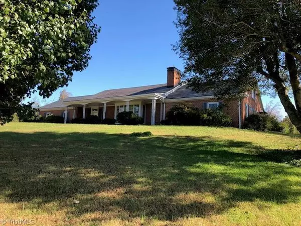 336 Holly Mountain Farm Rd, North Wilkesboro, NC 28659