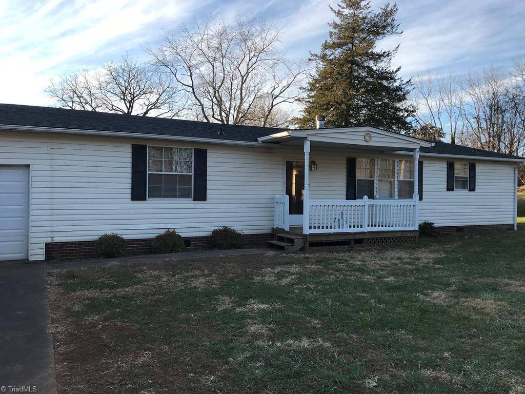 4125 Mountain View Rd, North Wilkesboro, NC 28659
