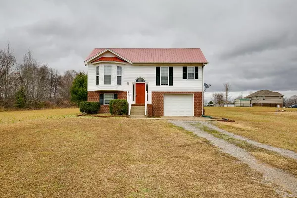 1316 Porter Morris Rd,  Chapmansboro,  TN 37035