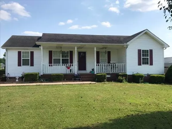 Lafayette, TN 37083,115 Joyce Cir