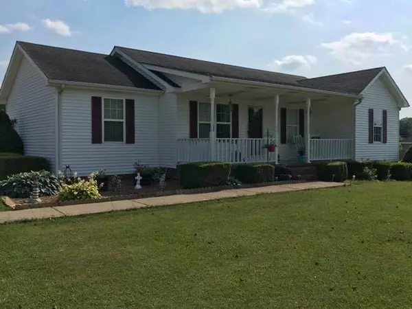 Lafayette, TN 37083,115 Joyce Cir