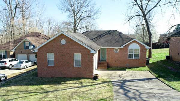 112 Sunset Dr,  Mount Juliet,  TN 37122