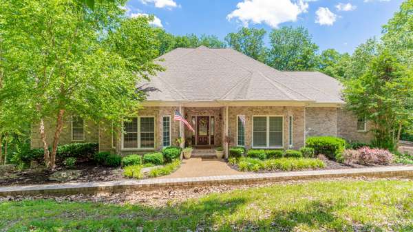 312 Pond Dr,  Gallatin,  TN 37066