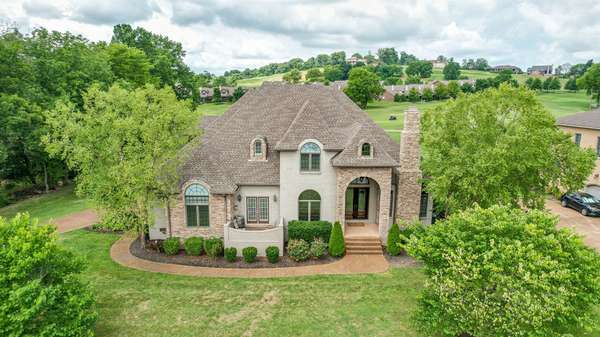 611 Ridgecrest Ln,  Lebanon,  TN 37087