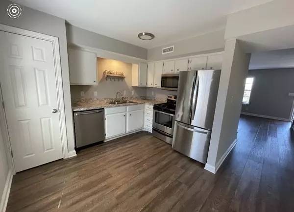 Hendersonville, TN 37075,182 Edgewood Dr