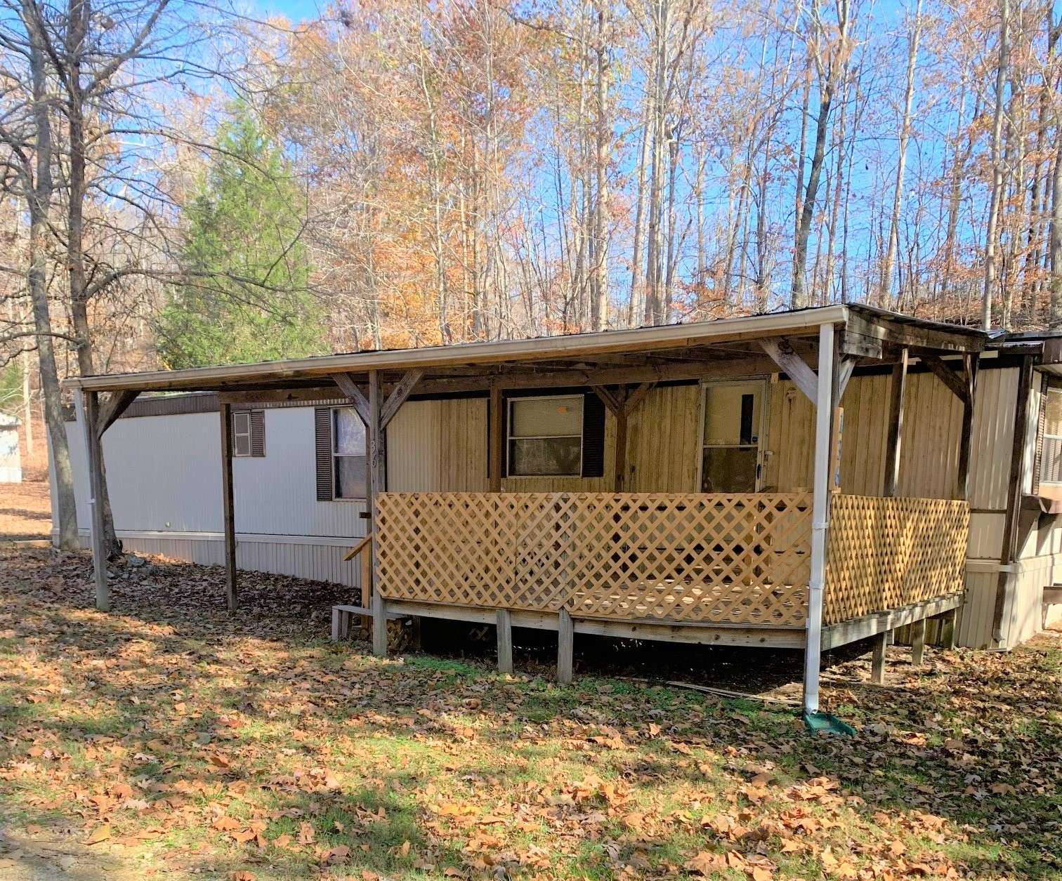 136 Blossom Dr,  Dover,  TN 37058