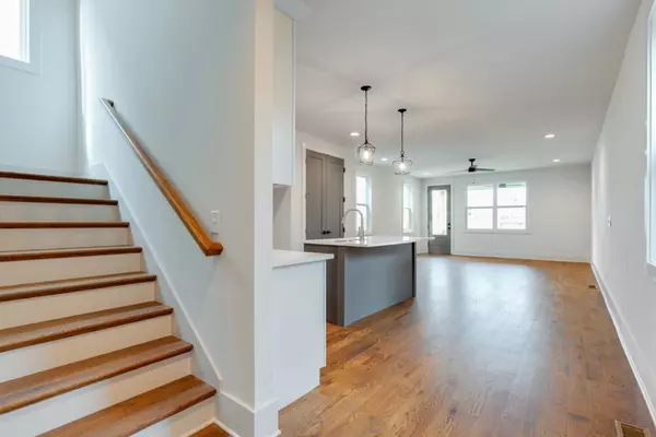 Nashville, TN 37216,1011B Delmas Ave