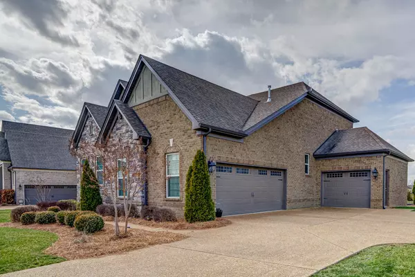 Hendersonville, TN 37075,105 N Malayna Dr
