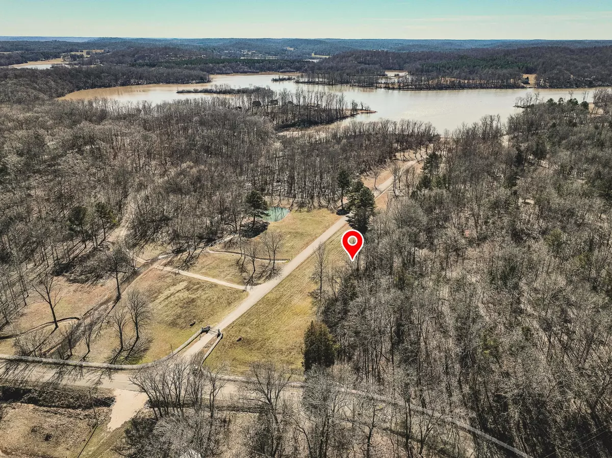 Parsons, TN 38363,0 Creek Ridge Cove