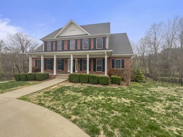 2058 Mossy Oak Cir,  Clarksville,  TN 37043