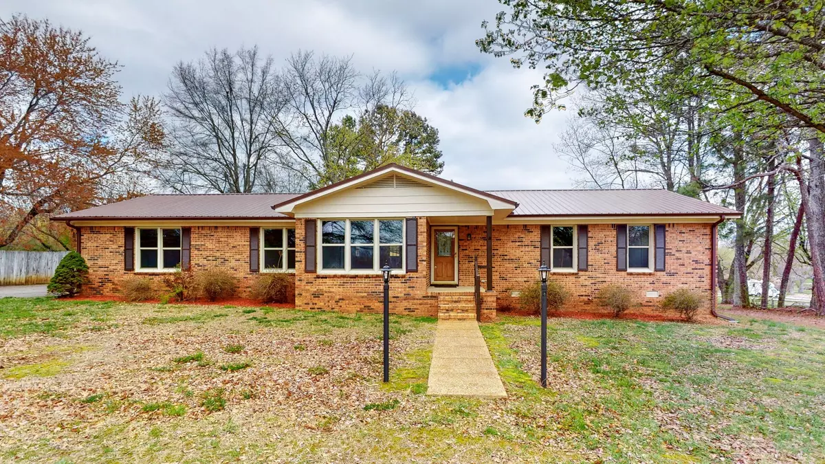 Fayetteville, TN 37334,102 Prospect Rd #E