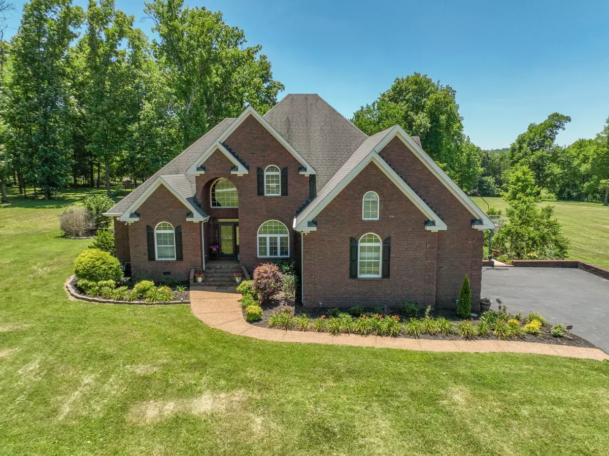 Hartsville, TN 37074,565 Thoroughbred Ln