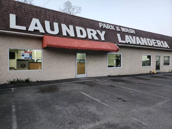 Smithville, TN 37166,456 W Broad St