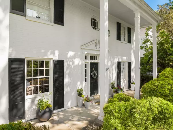 Nashville, TN 37215,4300 Estes Rd