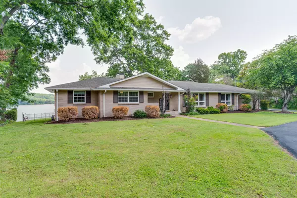 280 Bluegrass Dr,  Hendersonville,  TN 37075