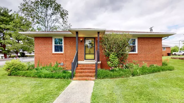 320 Campbell Ave,  Tullahoma,  TN 37388