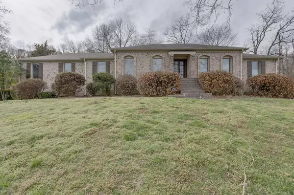 Brentwood, TN 37027,619 Granny White Pike