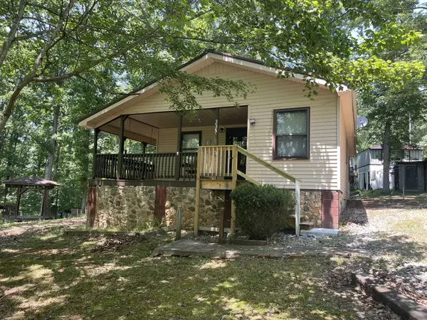 335 Country Ln,  Dover,  TN 37058