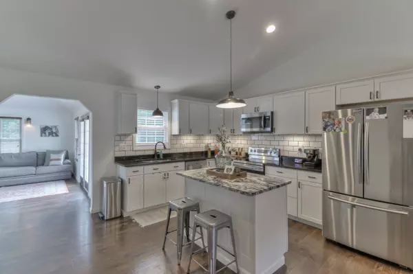 Winchester, TN 37398,225 Golf Shores Dr