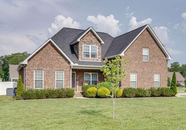 109 Cooper Place Dr,  Manchester,  TN 37355