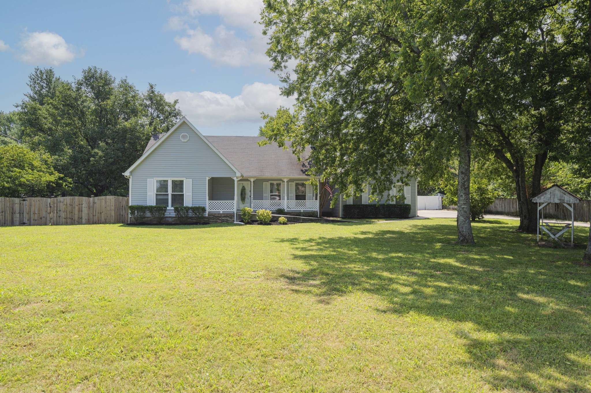 9942 Roanoke Drive,  Murfreesboro,  TN 37129