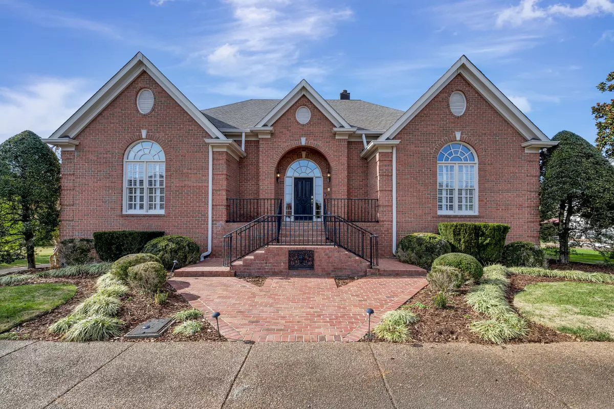 Nashville, TN 37215,107 Middleton Cir