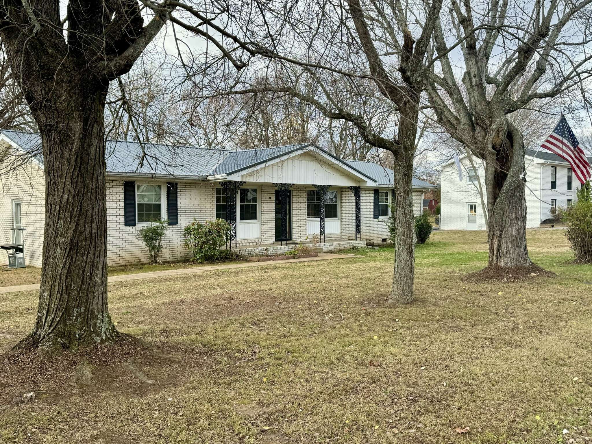 Dickson, TN 37055,324 Mockingbird Ln