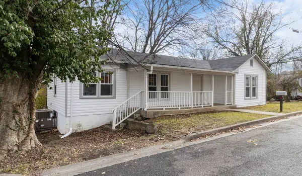 331 Glenn St, Clarksville, TN 37040