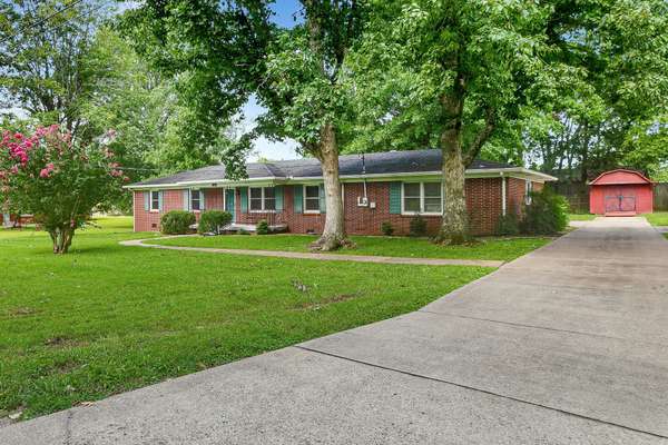 616 Woodcrest St,  Lewisburg,  TN 37091