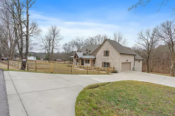 Cottontown, TN 37048,2761 Hwy 25 #W