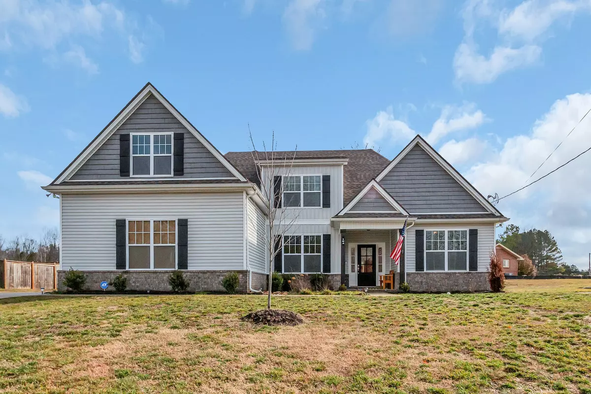 La Vergne, TN 37086,104 Lt Frank Walkup Blvd