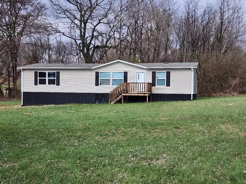 10766 Old Highway 52, Westmoreland, TN 37186