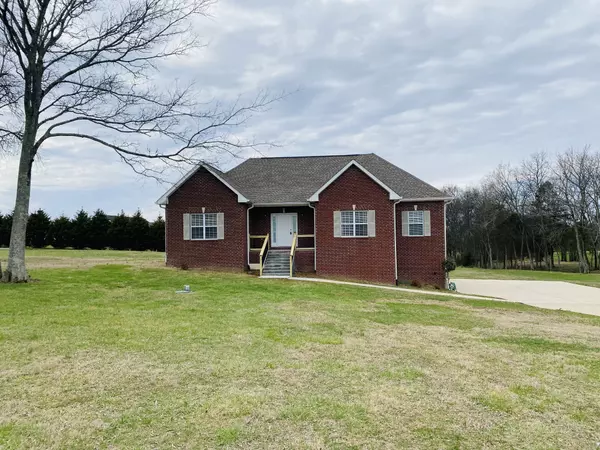 1261 Lauderdale Ln,  Bethpage,  TN 37022