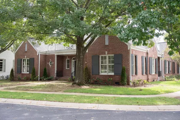 Nashville, TN 37205,523 Close Ln