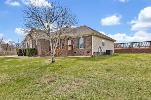 Columbia, TN 38401,1387 Standing Stone Cir